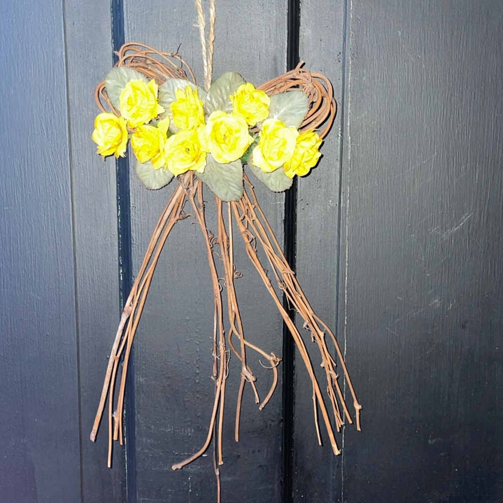 Grapevine Bow Decorative Accent